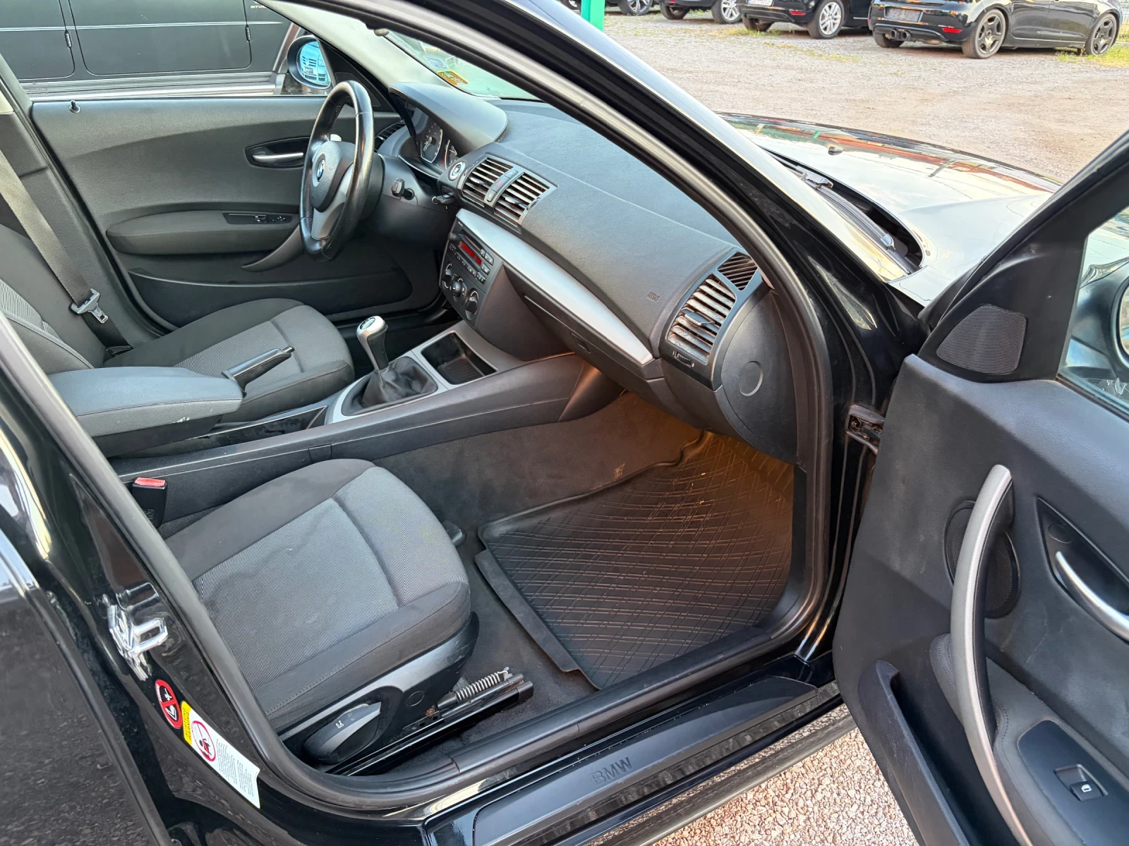 BMW 120, снимка 14 - Автомобили и джипове - 54976801