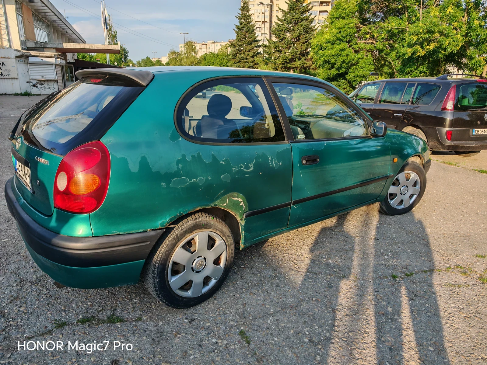 Toyota Corolla 1.3i, снимка 4 - Автомобили и джипове - 55384913
