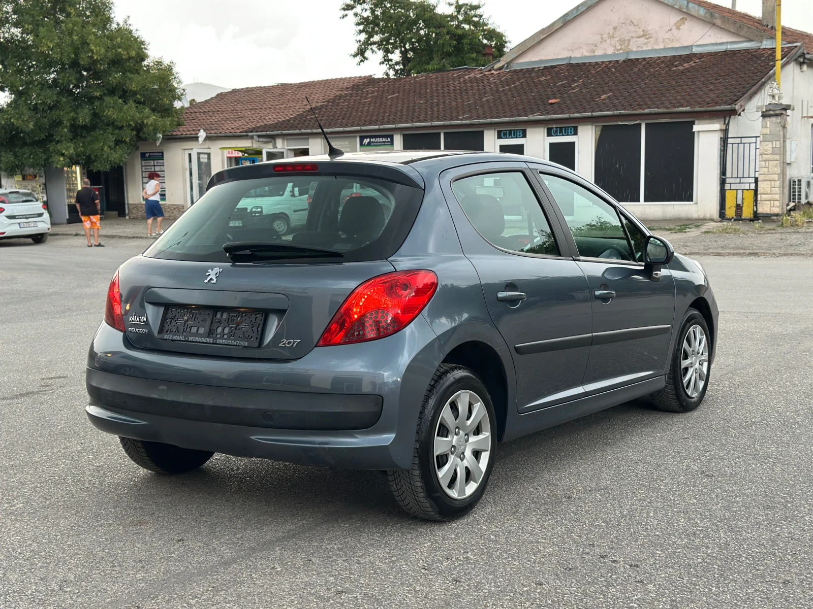 Peugeot 207 1.4i~88к.с.* Климатик* , снимка 3 - Автомобили и джипове - 55014777