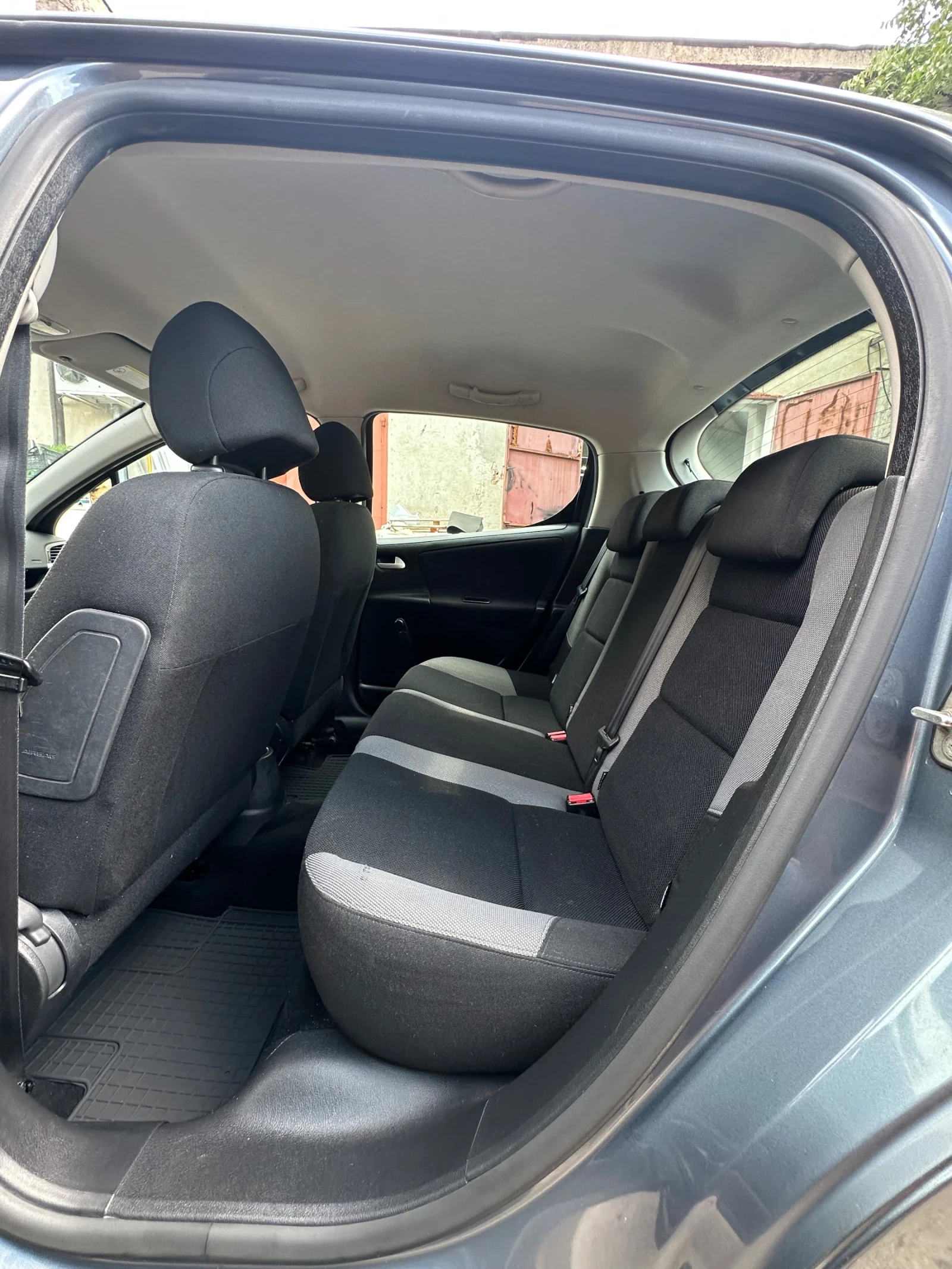 Peugeot 207 1.4i~88к.с.* Климатик* , снимка 8 - Автомобили и джипове - 55014777