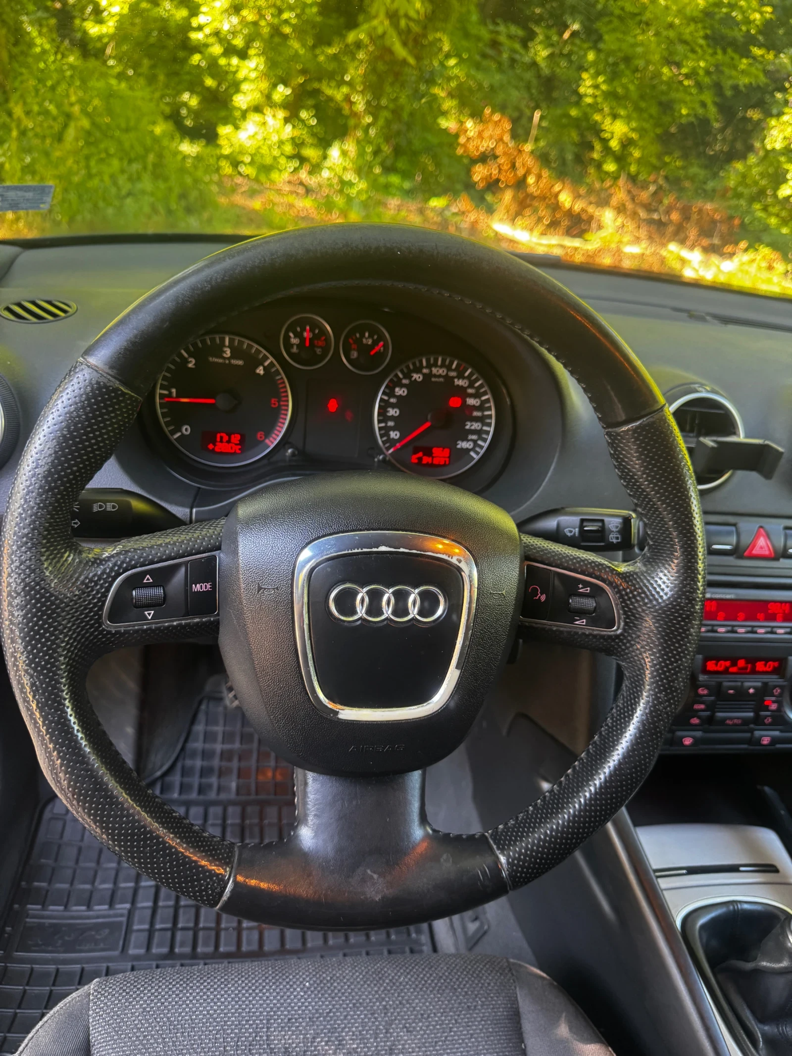 Audi A3 Sportsback 6ск., снимка 10 - Автомобили и джипове - 55514312