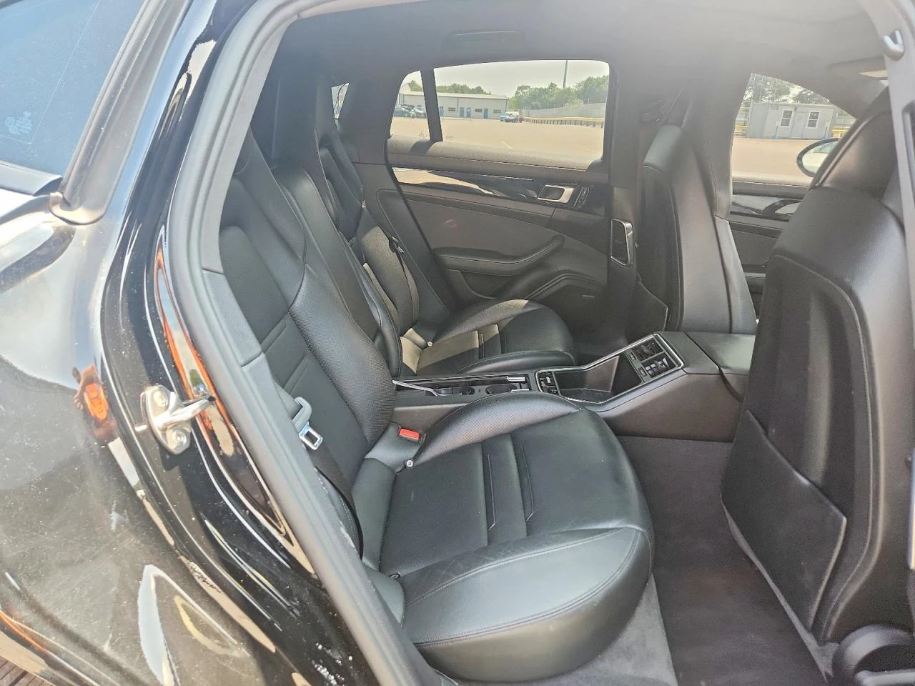 Porsche Panamera * 4* RWD* , снимка 11 - Автомобили и джипове - 55503600
