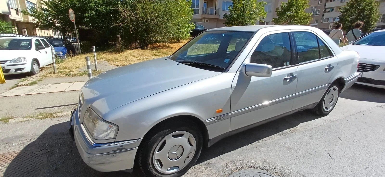 Mercedes-Benz C 180