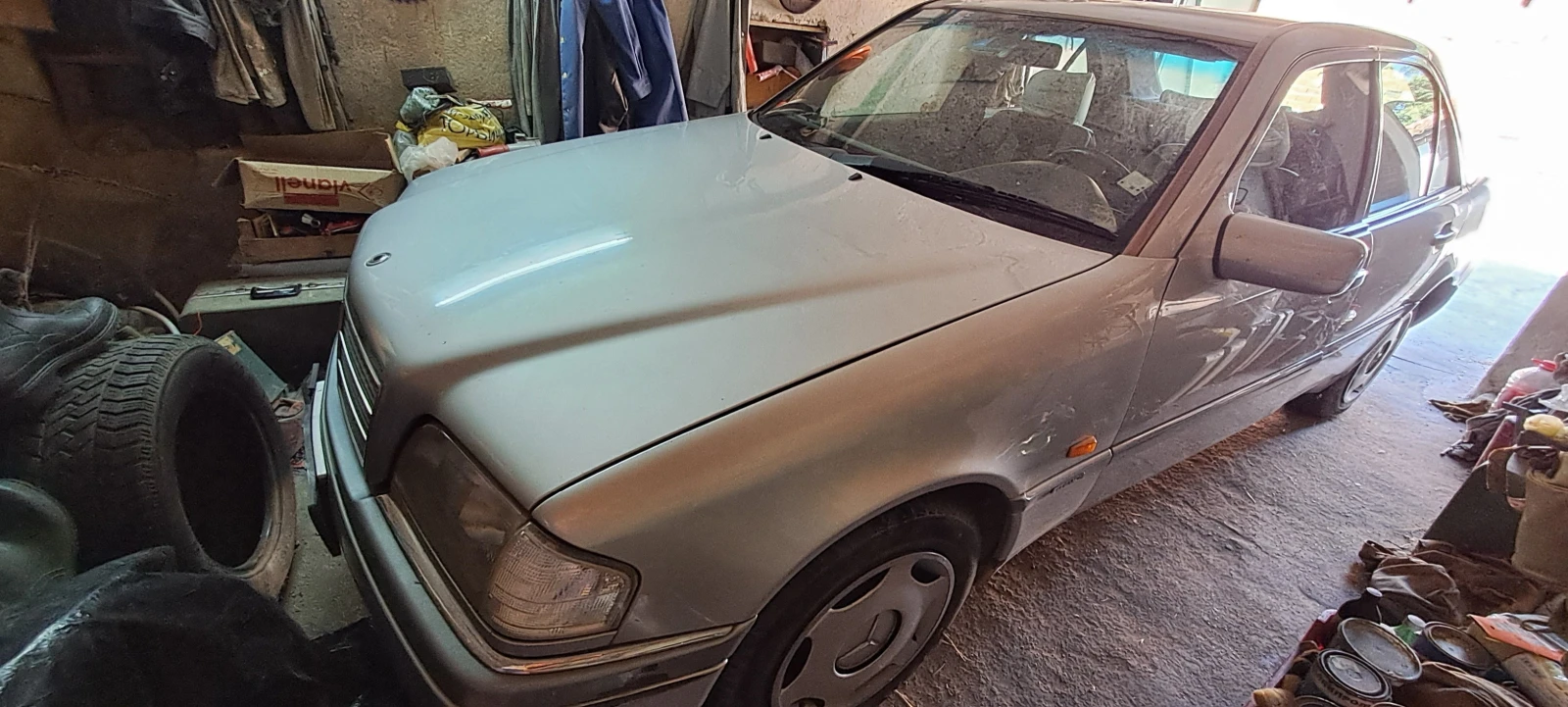 Mercedes-Benz C 180, снимка 2 - Автомобили и джипове - 55739221