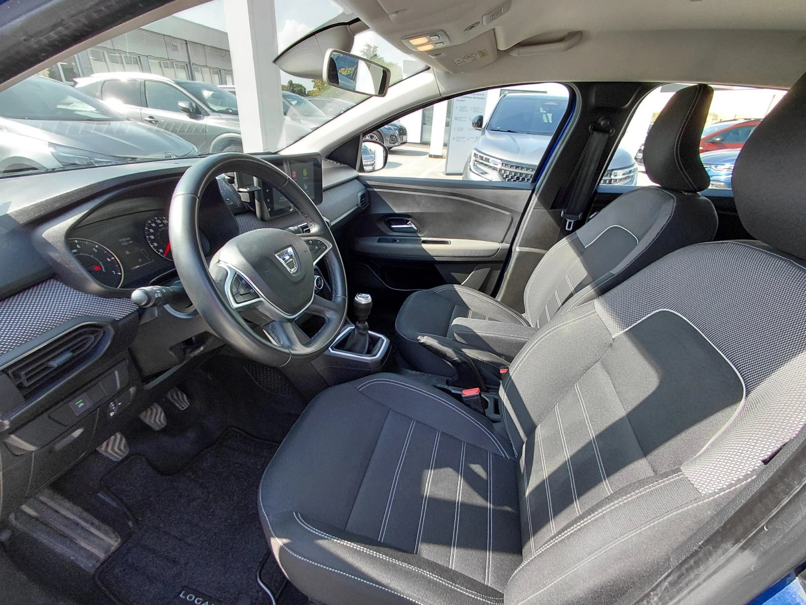 Dacia Logan 1.0 Tce /100к.с/Газ/Бензин/Comfort, снимка 12 - Автомобили и джипове - 55901156
