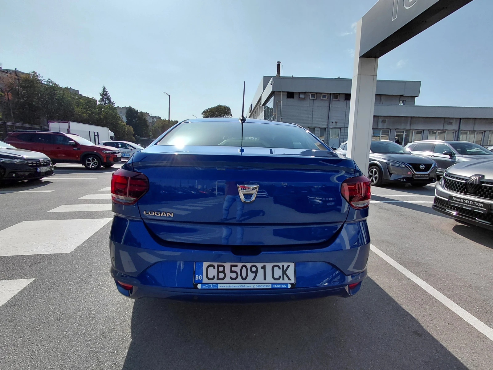 Dacia Logan 1.0 Tce /100к.с/Газ/Бензин/Comfort, снимка 6 - Автомобили и джипове - 55901156