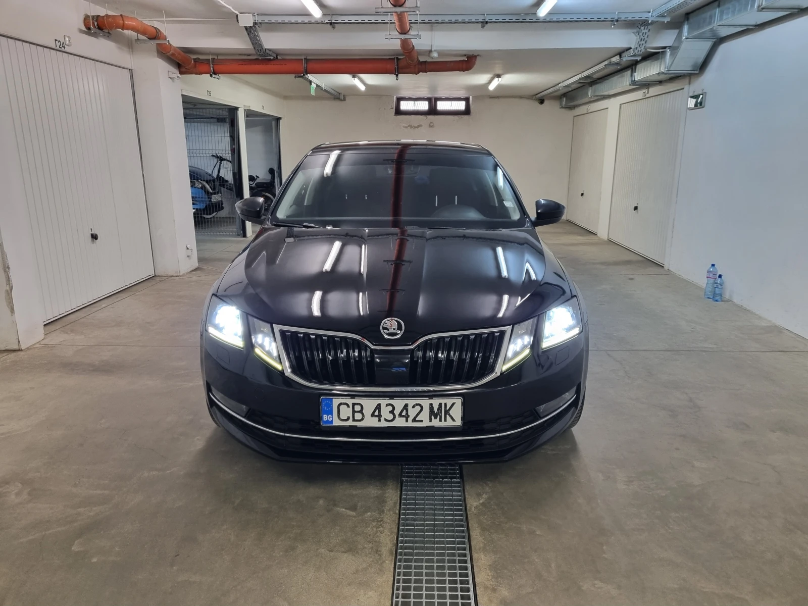 Skoda Octavia Style 4x4, снимка 2 - Автомобили и джипове - 56123625