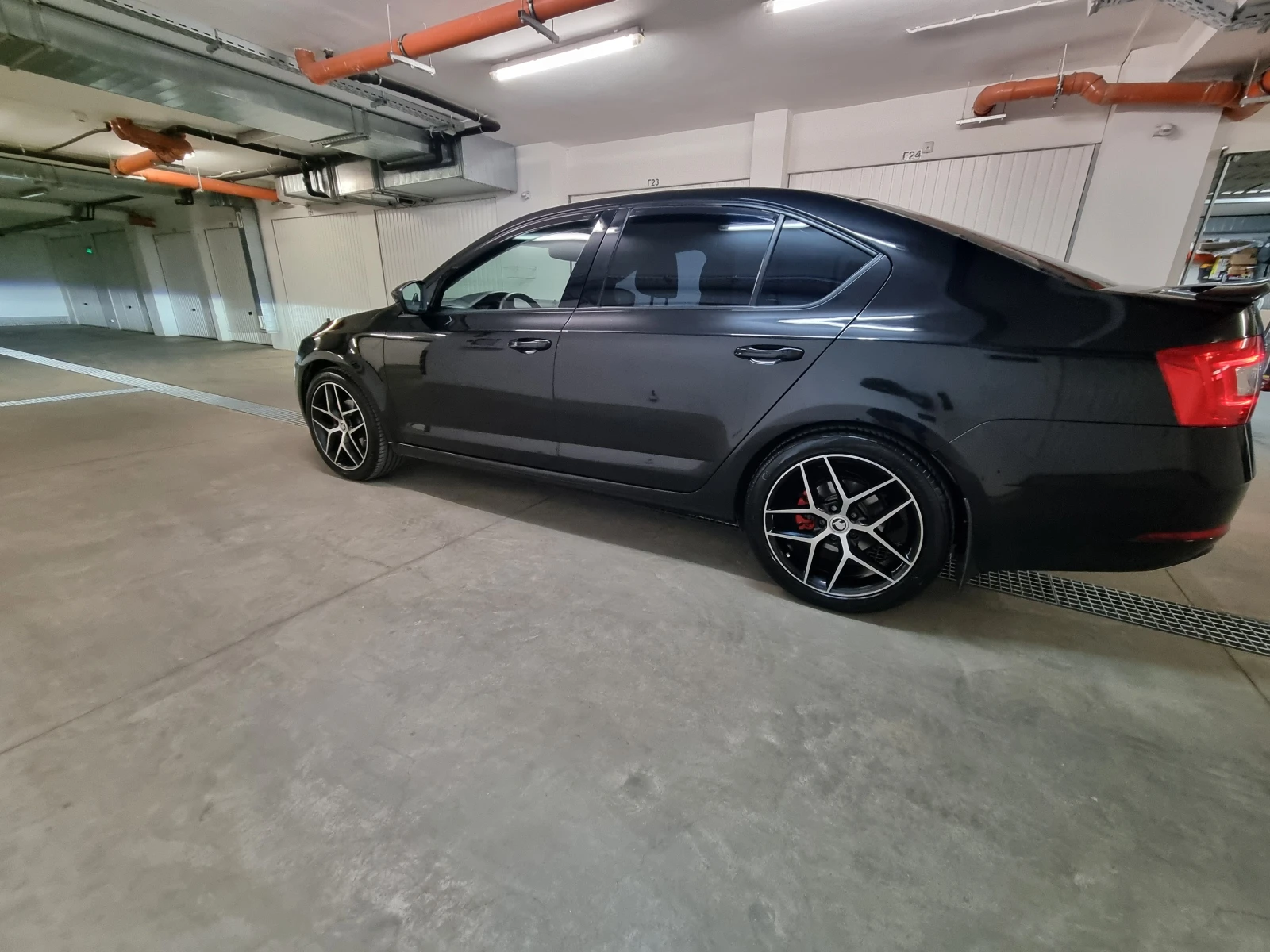 Skoda Octavia Style 4x4, снимка 8 - Автомобили и джипове - 56123625