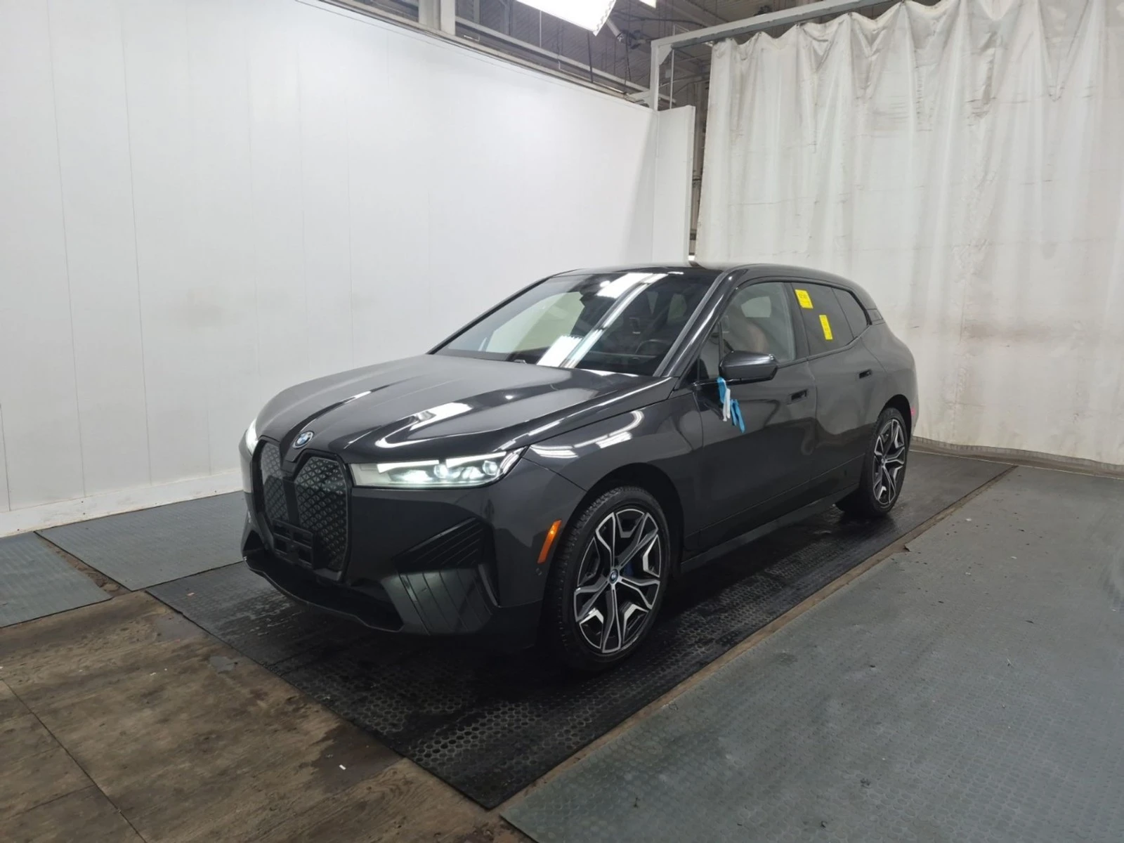 BMW iX XDRIVE40 | Mobile.bg � ����������� 3