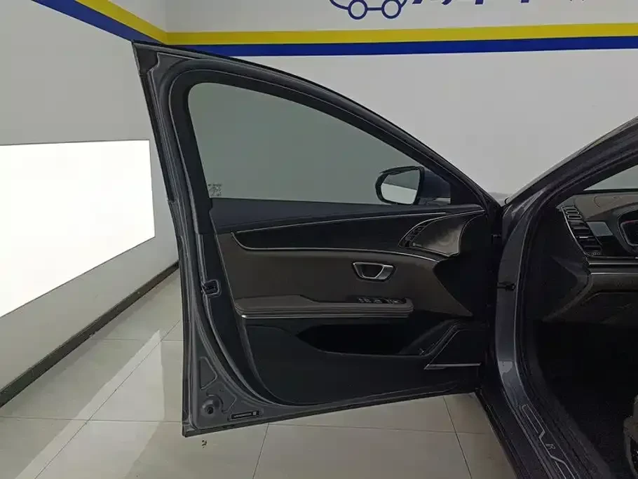 BYD HAN 2020 EV AWD High-Performance Flagship | Mobile.bg � ����������� 7