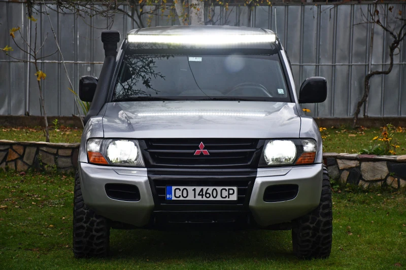 Mitsubishi Pajero 2.5 Super Select, снимка 3 - Автомобили и джипове - 48485066