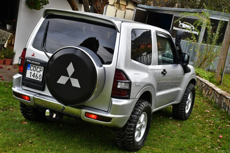 Mitsubishi Pajero 2.5 Super Select, снимка 8 - Автомобили и джипове - 48485066