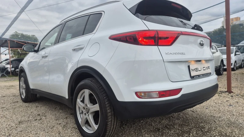 Kia Sportage 1.7CRDI НАВИ КАМЕРА КОЖА ЛИЗИНГ ВИДЕО , снимка 4 - Автомобили и джипове - 52044540
