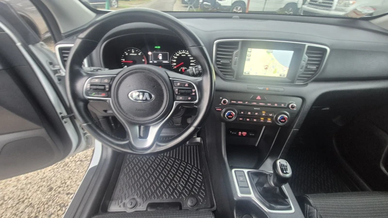 Kia Sportage 1.7CRDI НАВИ КАМЕРА КОЖА ЛИЗИНГ ВИДЕО , снимка 12 - Автомобили и джипове - 52044540
