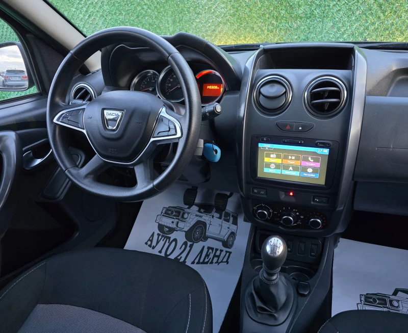 Dacia Duster 1.5dci* 110кс* НАВИГАЦИЯ* КАМЕРА* 2017г, снимка 14 - Автомобили и джипове - 52968088