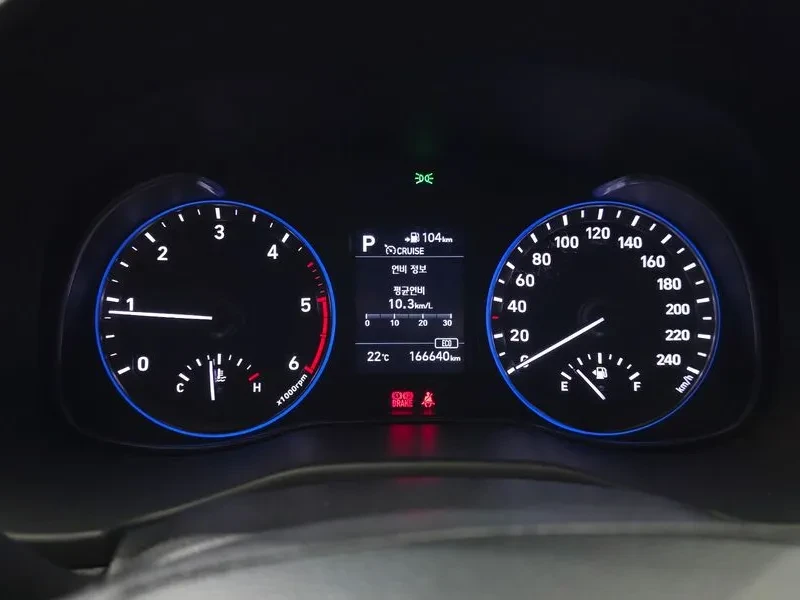 Hyundai Kona 1.6, снимка 8 - Автомобили и джипове - 54627122