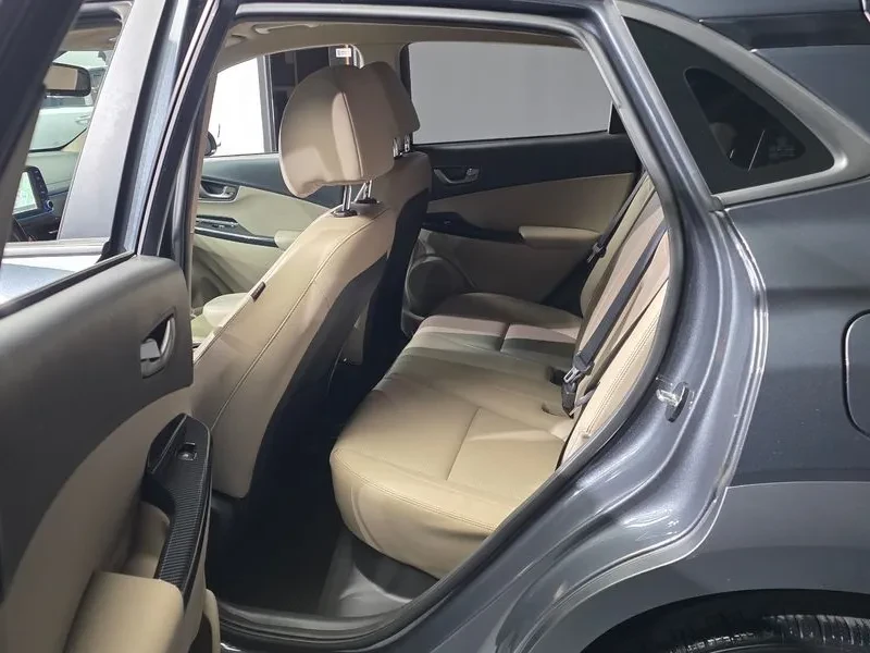 Hyundai Kona 1.6, снимка 11 - Автомобили и джипове - 54627122