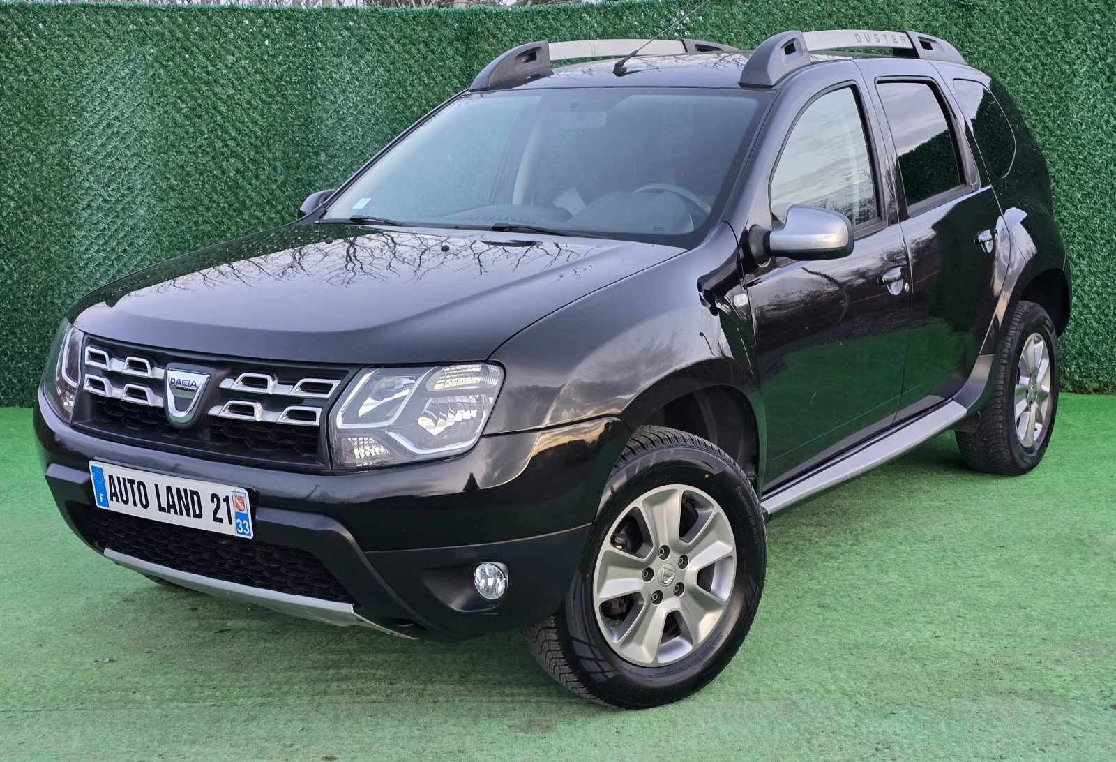 Dacia Duster 1.5dci* 110кс* НАВИГАЦИЯ* КАМЕРА* 2017г, снимка 1