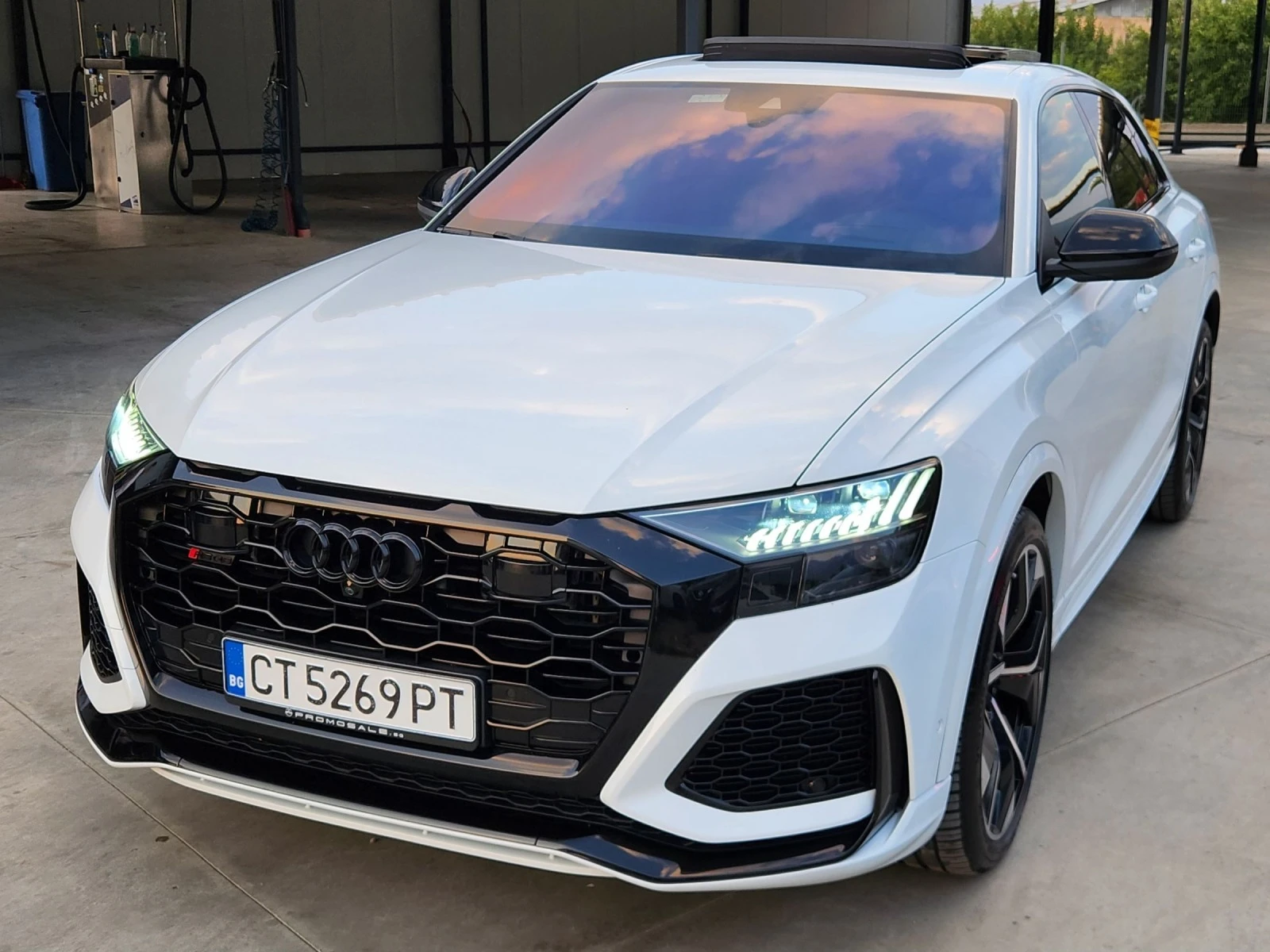 Audi RSQ8 Гаранционен / Всички екстри - изображение 3