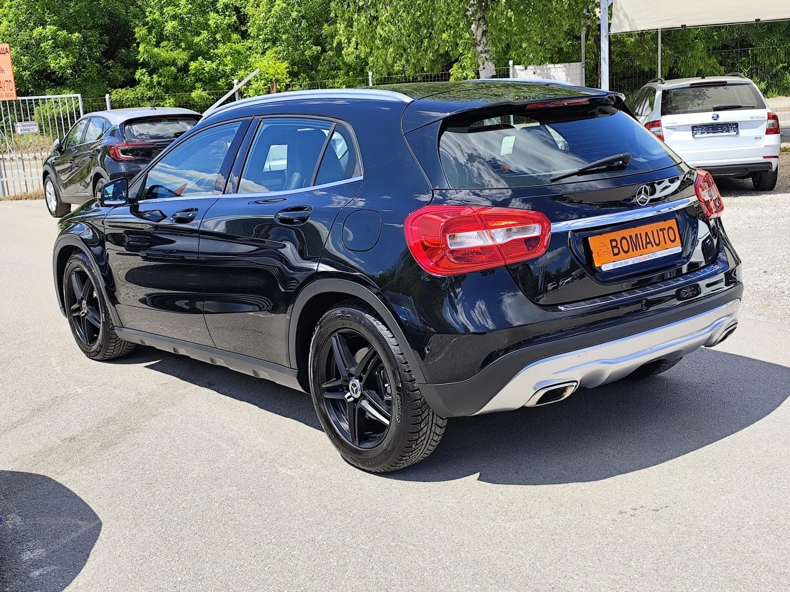 Mercedes-Benz GLA 220 CDi* АВТОМАТИК* NAVI* EURO6B* DISTRONIC* ПОДГРЕВ*  - изображение 4