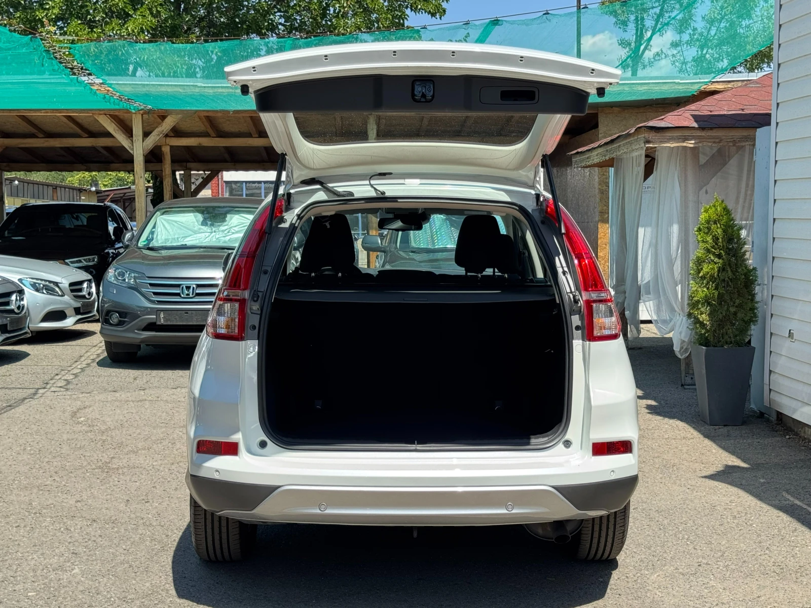 Honda Cr-v 2.0i* 4x4* СЕРВИЗНА КНИЖКА С ПЪЛНА ИСТОРИЯ В ХОНДА - изображение 6