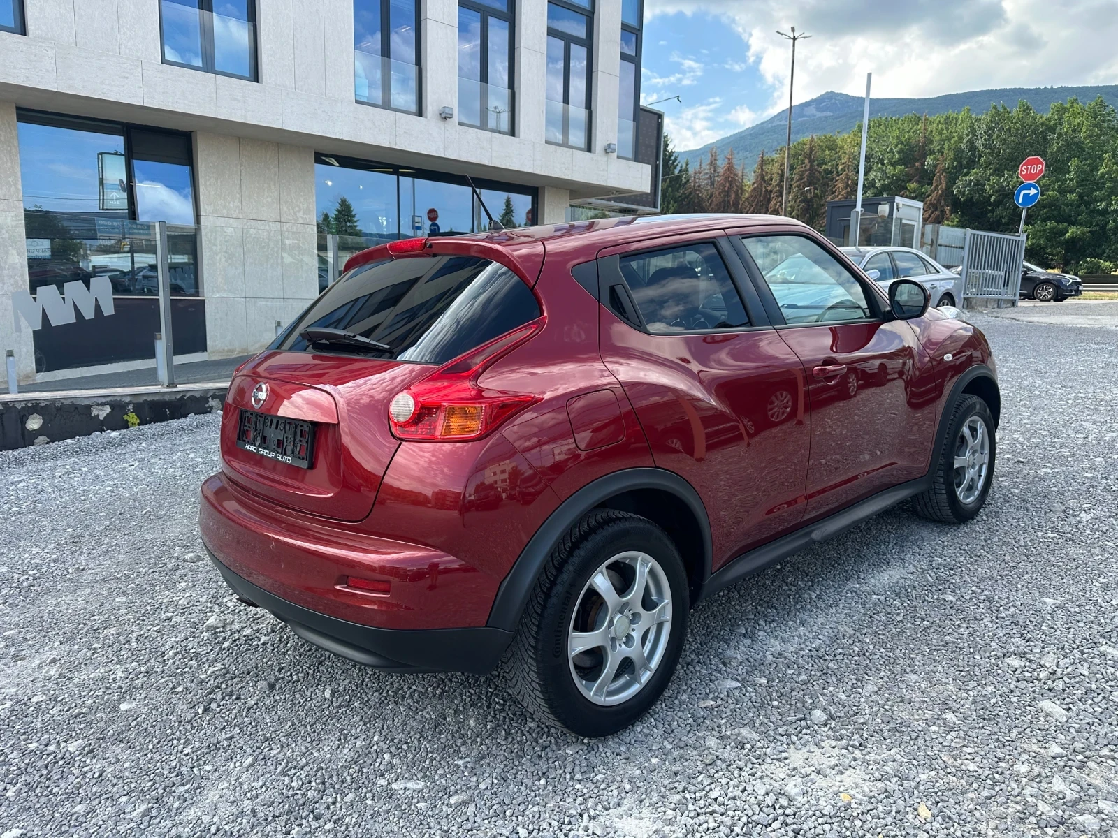 Nissan Juke АВТОМАТИК 4х4 ШВЕЙЦАРИЯ - изображение 5