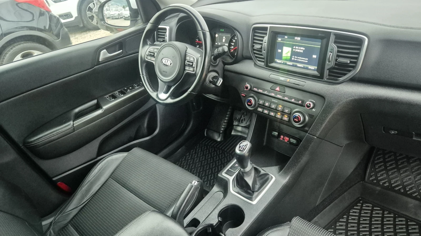Kia Sportage 1.7CRDI НАВИ КАМЕРА КОЖА ЛИЗИНГ ВИДЕО  - изображение 8