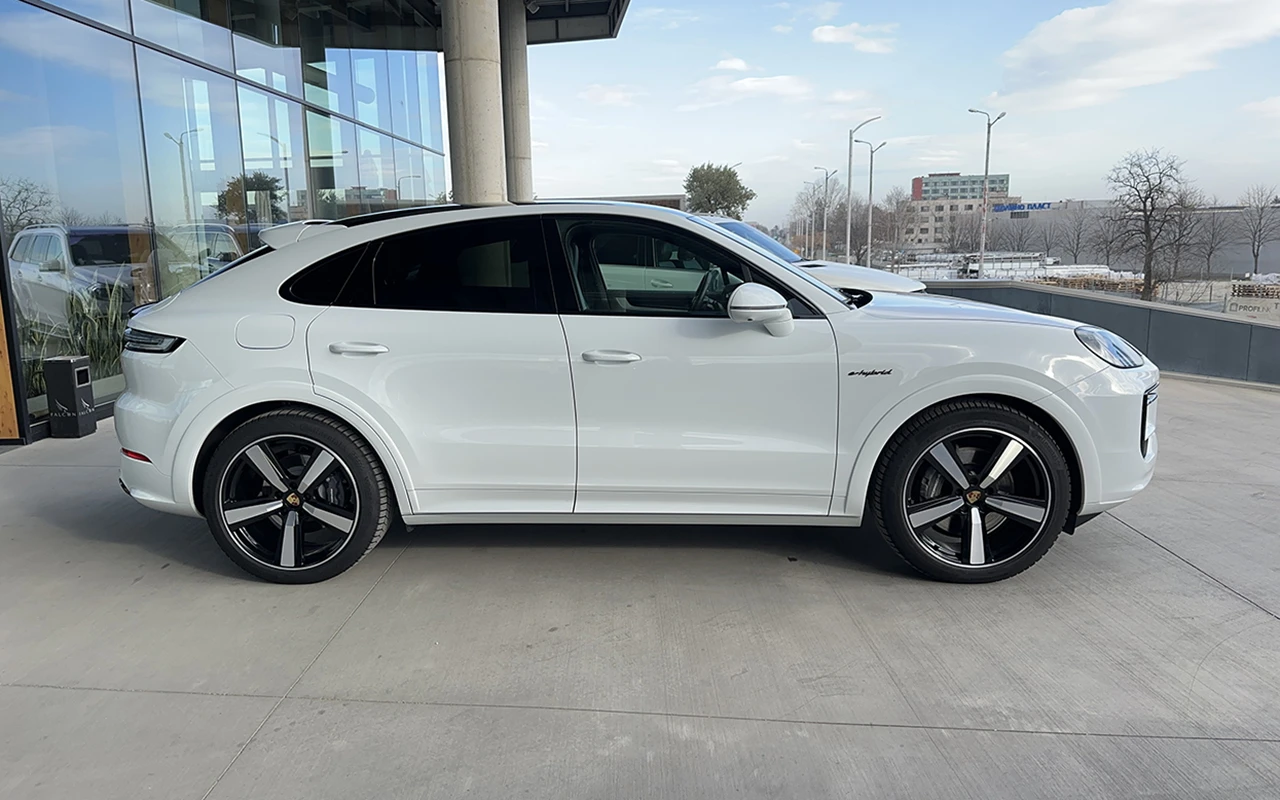 Porsche Cayenne E-Hybrid Coupe - изображение 3