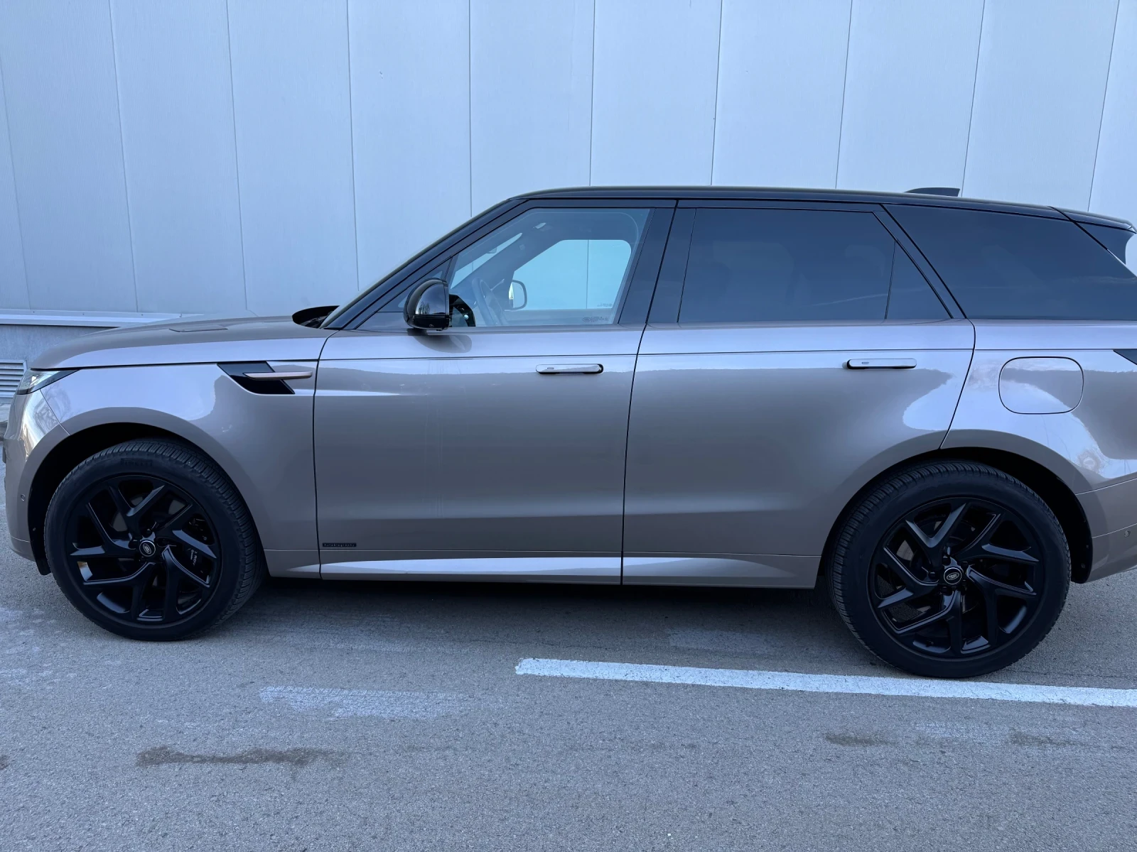 Land Rover Range Rover Sport / L461 / 510HP / Hybrid, снимка 16 - Автомобили и джипове - 53771667