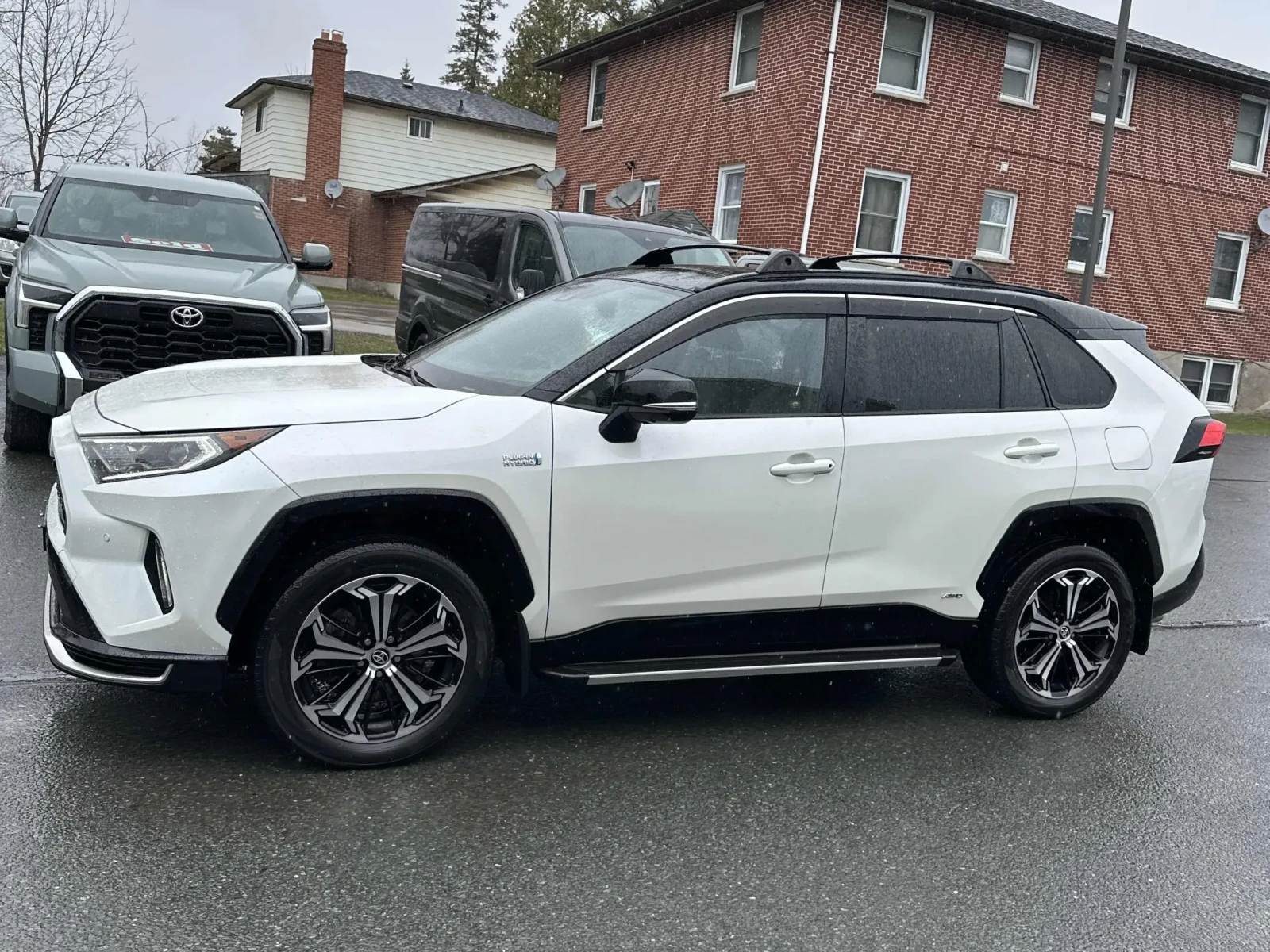 Toyota Rav4 XSE AWD * * CARFAX * * АВТО КРЕДИТ * * , снимка 3 - Автомобили и джипове - 54169637