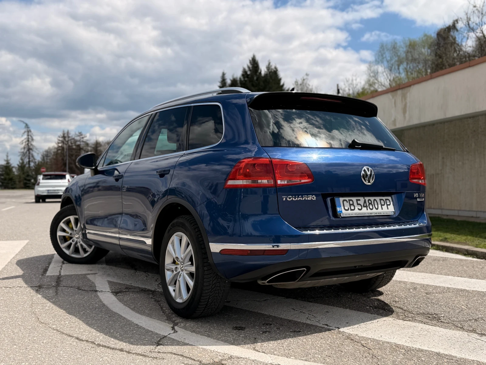 VW Touareg, снимка 4 - Автомобили и джипове - 54293944
