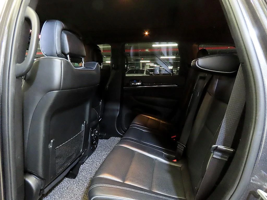 Jeep Grand cherokee 3.6 Overland, снимка 7 - Автомобили и джипове - 54799842