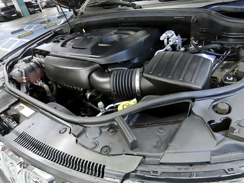 Jeep Grand cherokee 3.6 Overland, снимка 12 - Автомобили и джипове - 54799842
