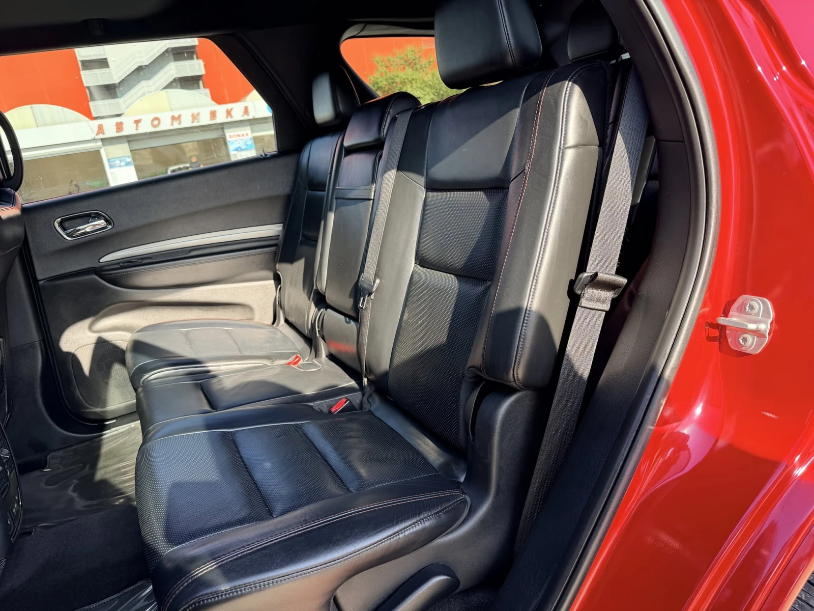 Dodge Durango R/T, снимка 12 - Автомобили и джипове - 55404694