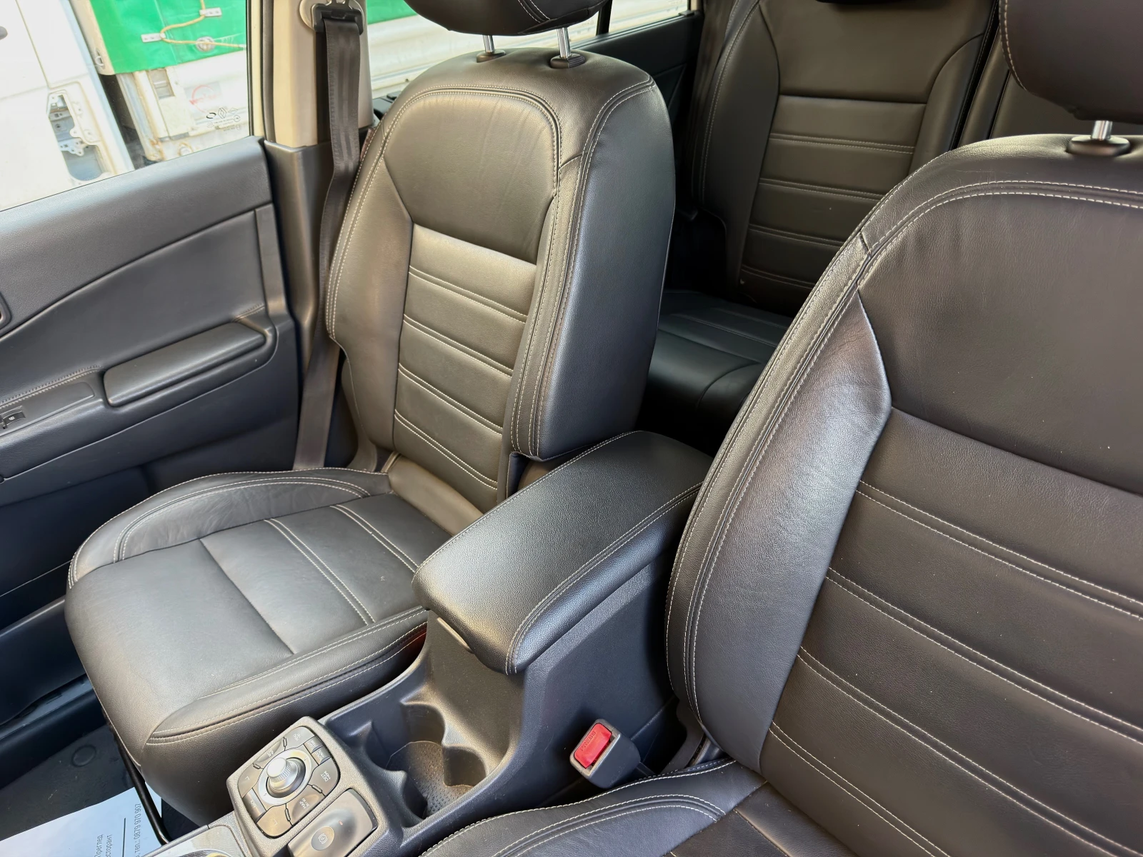 Renault Koleos 2.0D/PREMIUM/FACE-LIFT, снимка 10 - Автомобили и джипове - 55448936