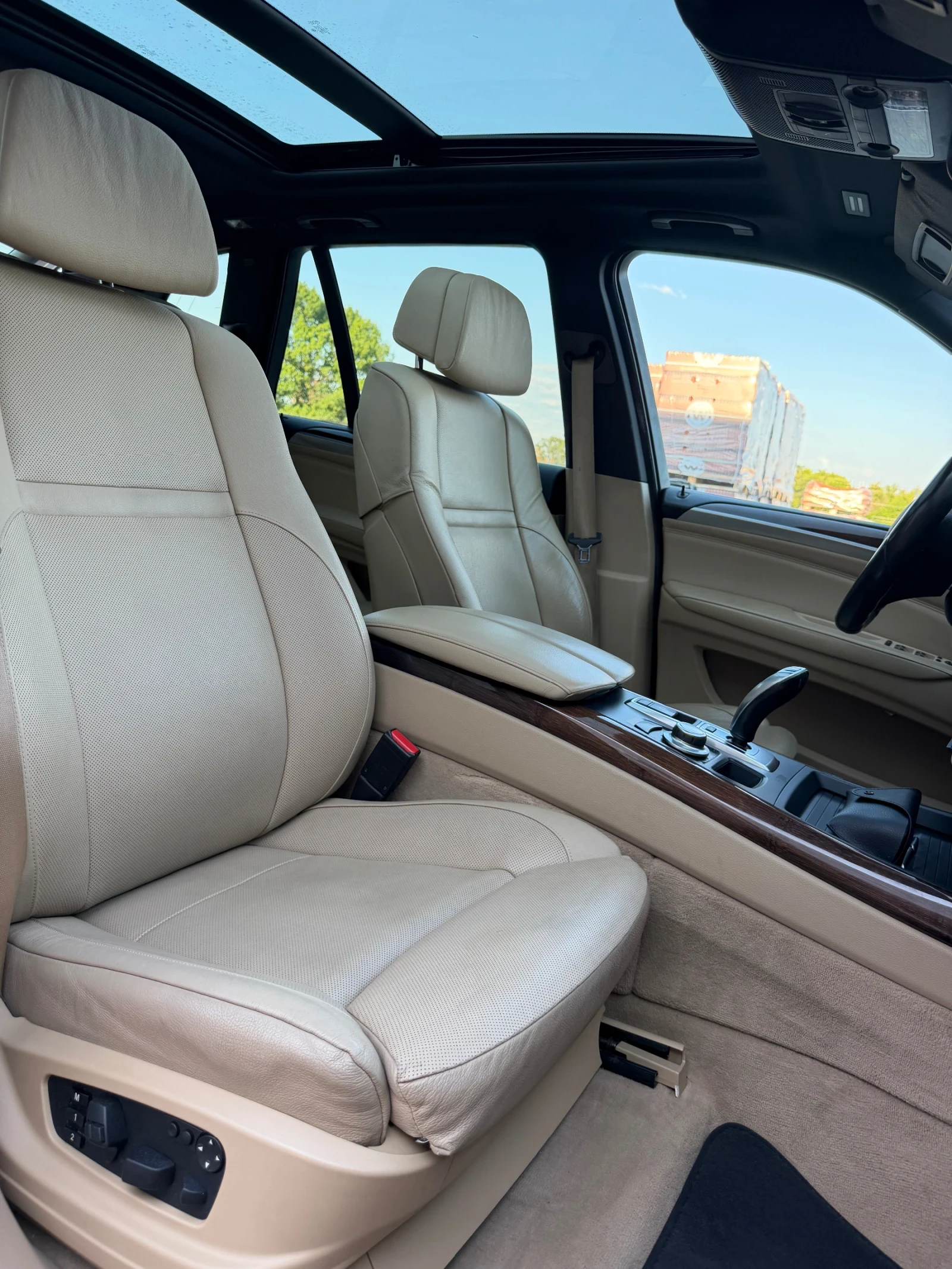 BMW X5 3.0D 286HP M-paket/Soft Close/Keyless/HeadUP/Pano/, снимка 12 - Автомобили и джипове - 55508655