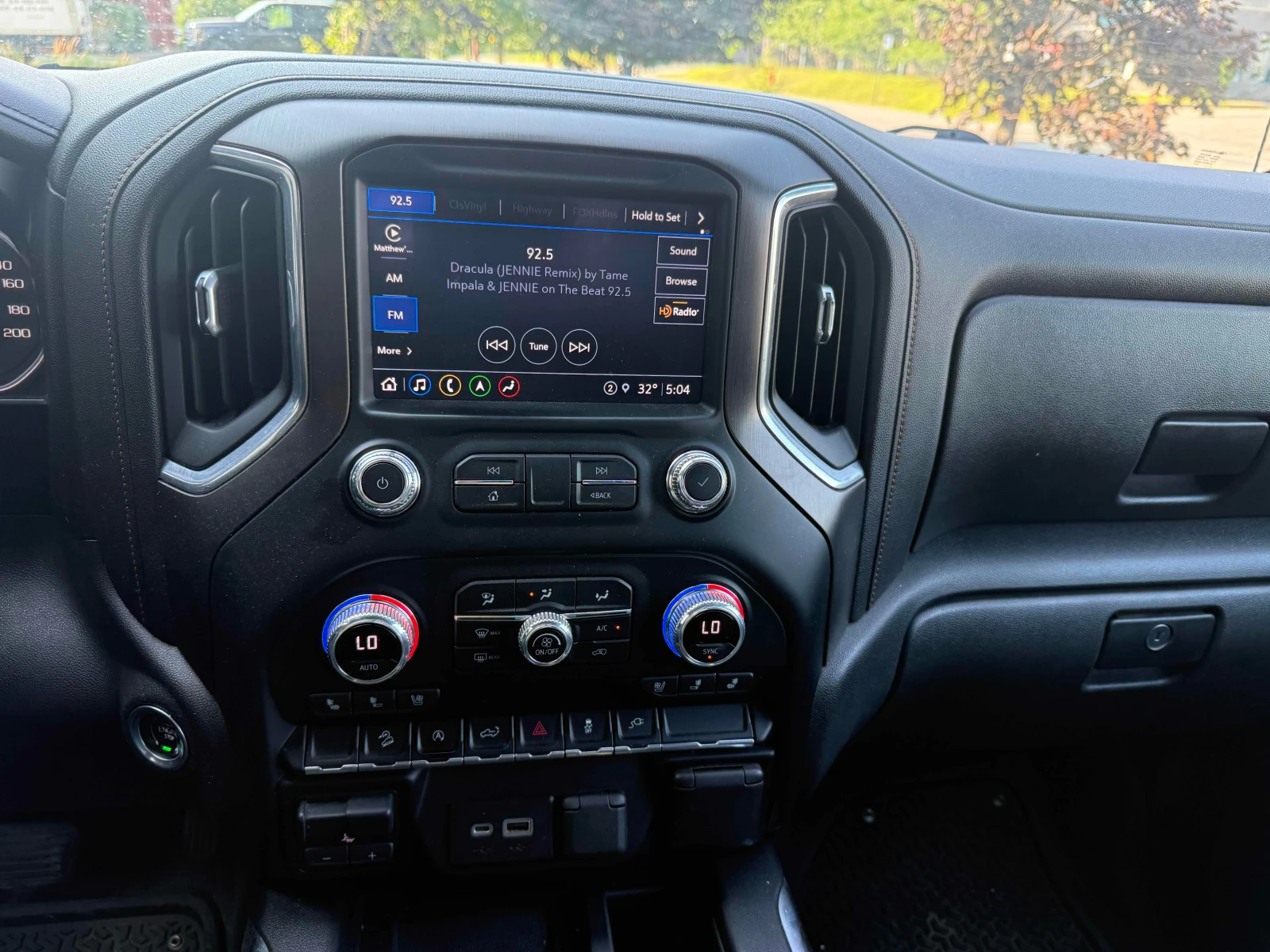 Gmc Sierra  AT4 * CARFAX * БЕЗ ПЪРВОНАЧАЛНА ВНОСКА, снимка 9 - Автомобили и джипове - 55999471