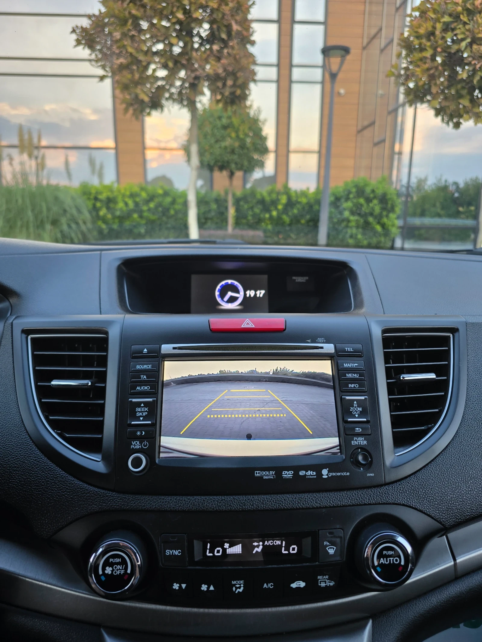 Honda Cr-v 1.6i-DTEC Navi.Led, снимка 12 - Автомобили и джипове - 56037229