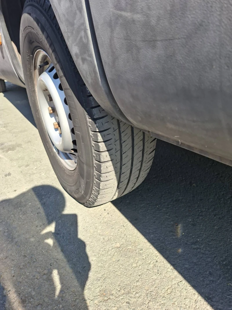 Iveco Daily, снимка 9 - Бусове и автобуси - 52008282