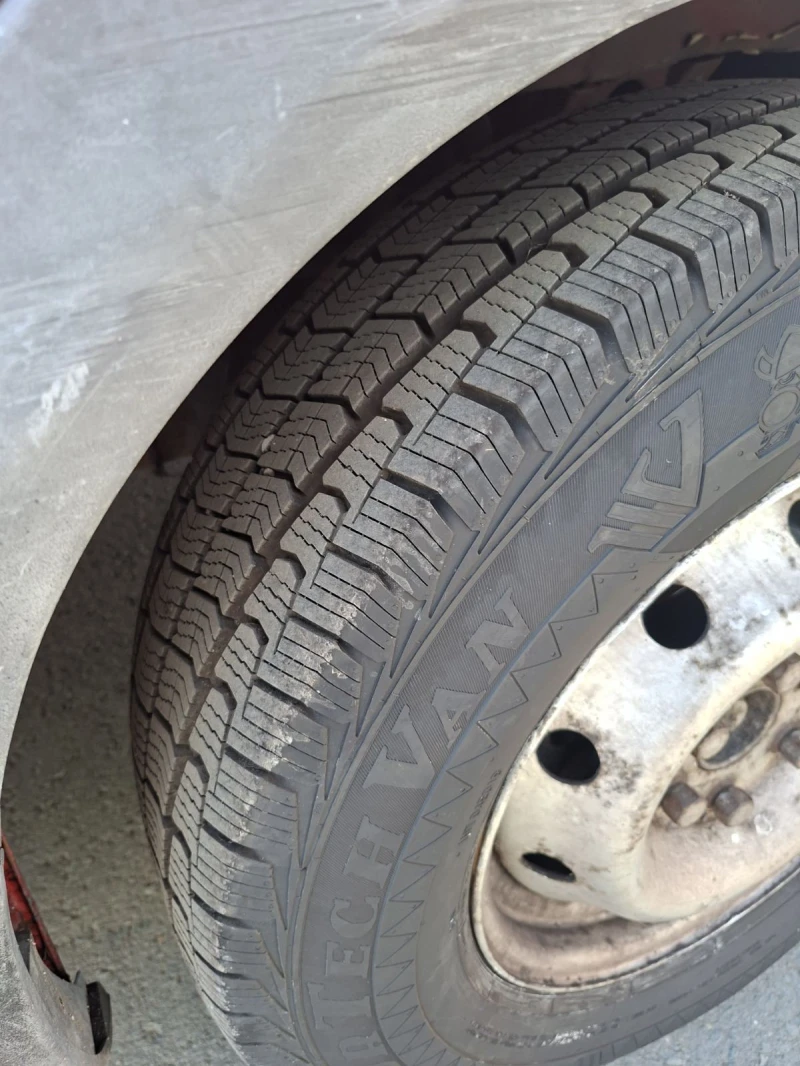 Iveco Daily, снимка 8 - Бусове и автобуси - 52008282