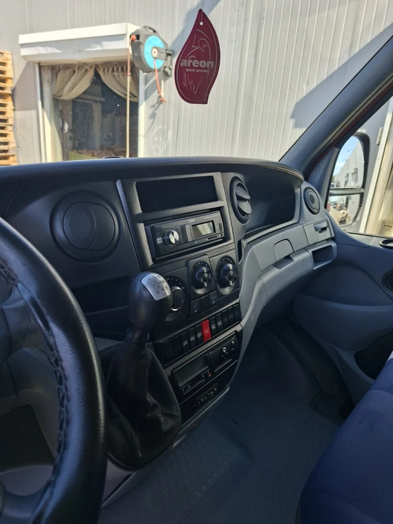 Iveco Daily, снимка 11 - Бусове и автобуси - 52008282