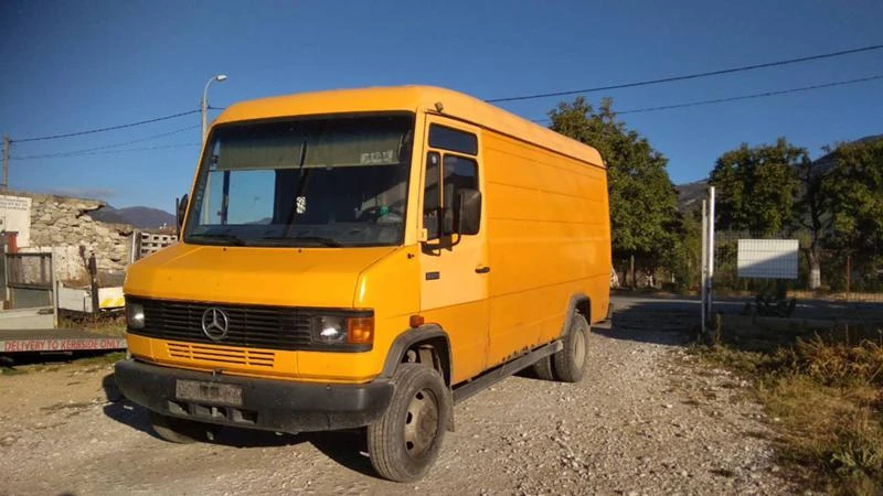 Mercedes-Benz 811, снимка 1 - Бусове и автобуси - 30557001