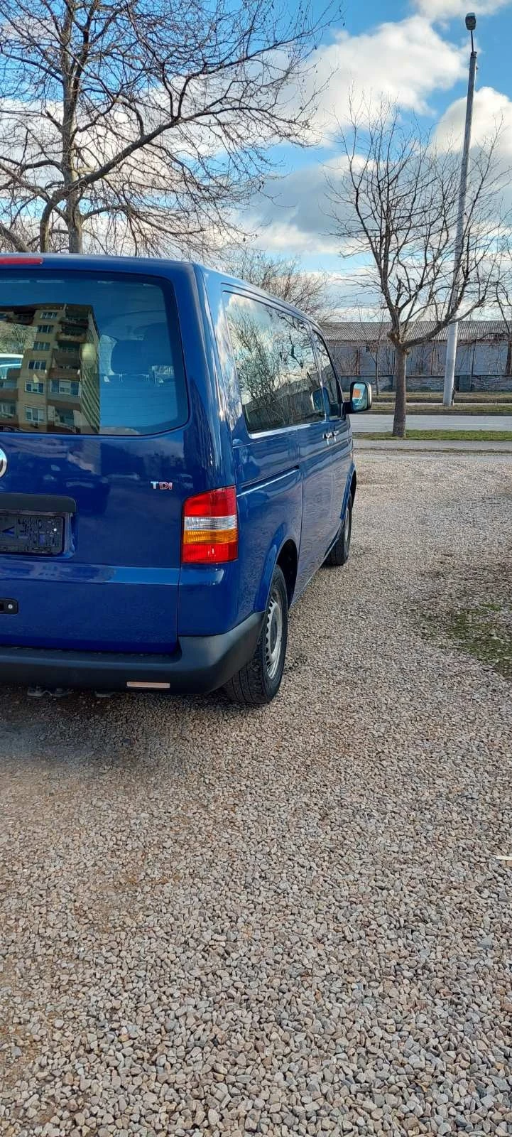 VW Transporter 2.5 tdi клима, снимка 6 - Бусове и автобуси - 44033073