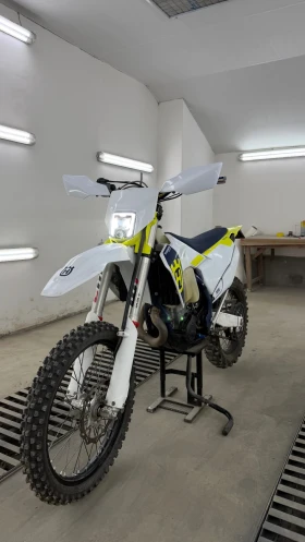 Husqvarna FE, снимка 1