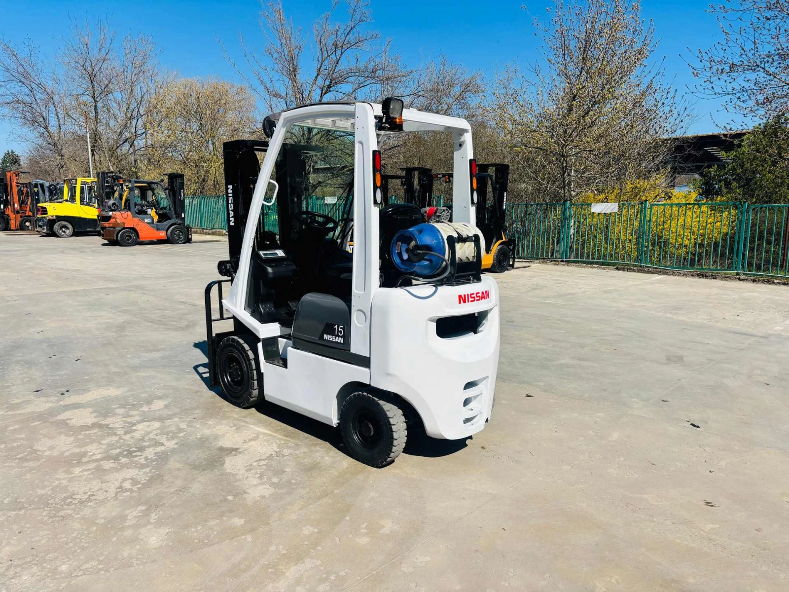 ������� Nissan ������� ����������, ������� | Mobile.bg � ����������� 3