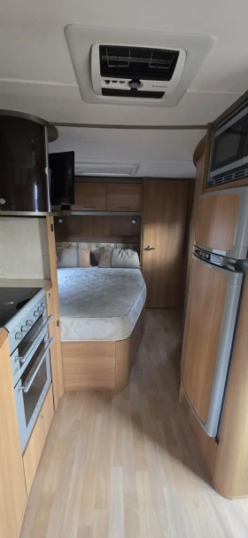 Каравана Swift CONQUEROR-КЛИМА/MOVER/СОЛАР/ALDE/ГОЛЯМ ХЛАДИЛНИК/, снимка 6