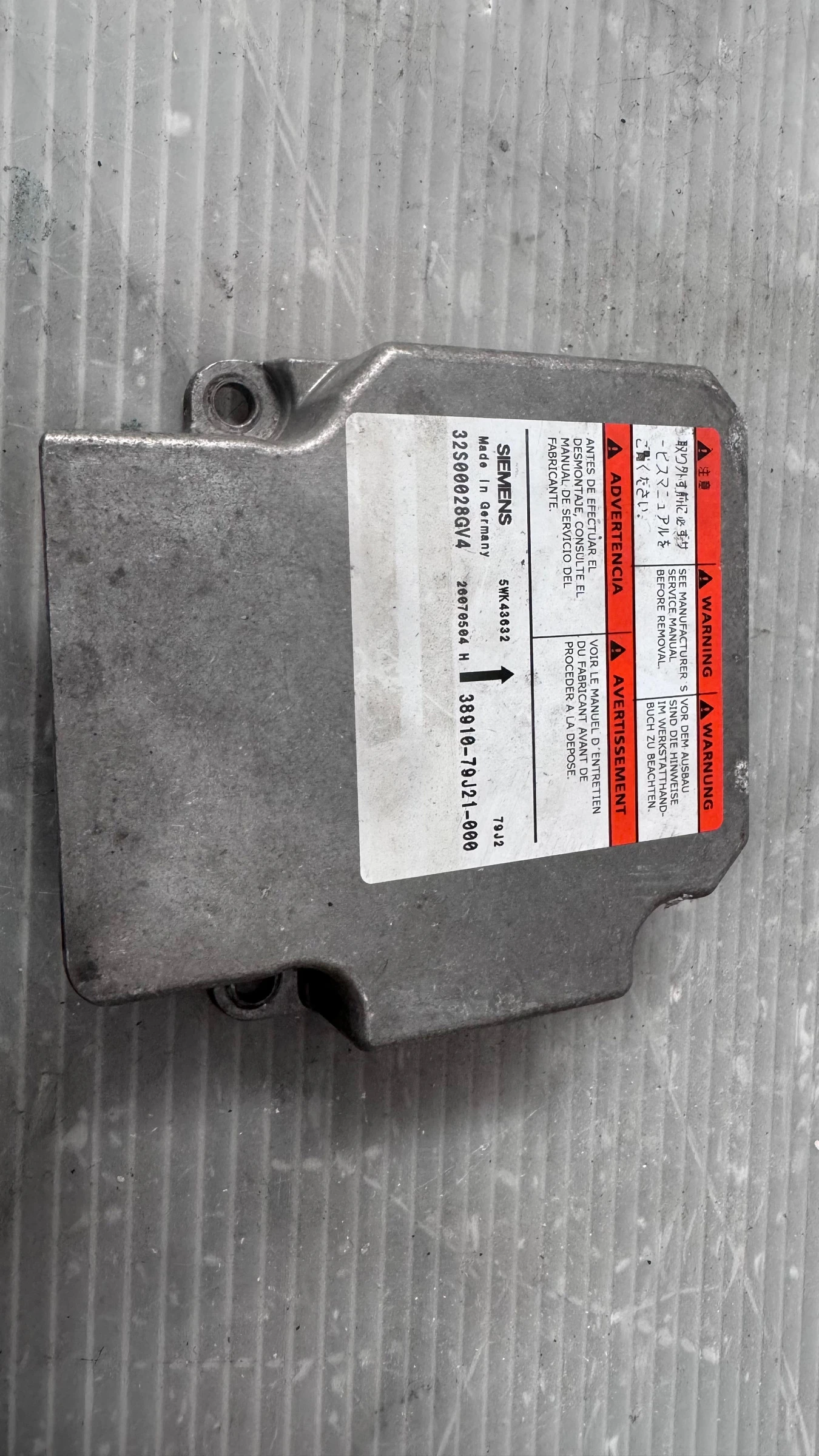 Airbag  /  /  a Fiat Sedici - 32S00028GV4 / 38910-79J21-000 | Mobile.bg   1