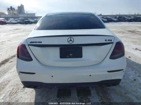 Mercedes-Benz E 43 AMG * 4MATIC * CARFAX * ДИСТРОНИК * BURMESTER, снимка 17 - Автомобили и джипове - 53617604