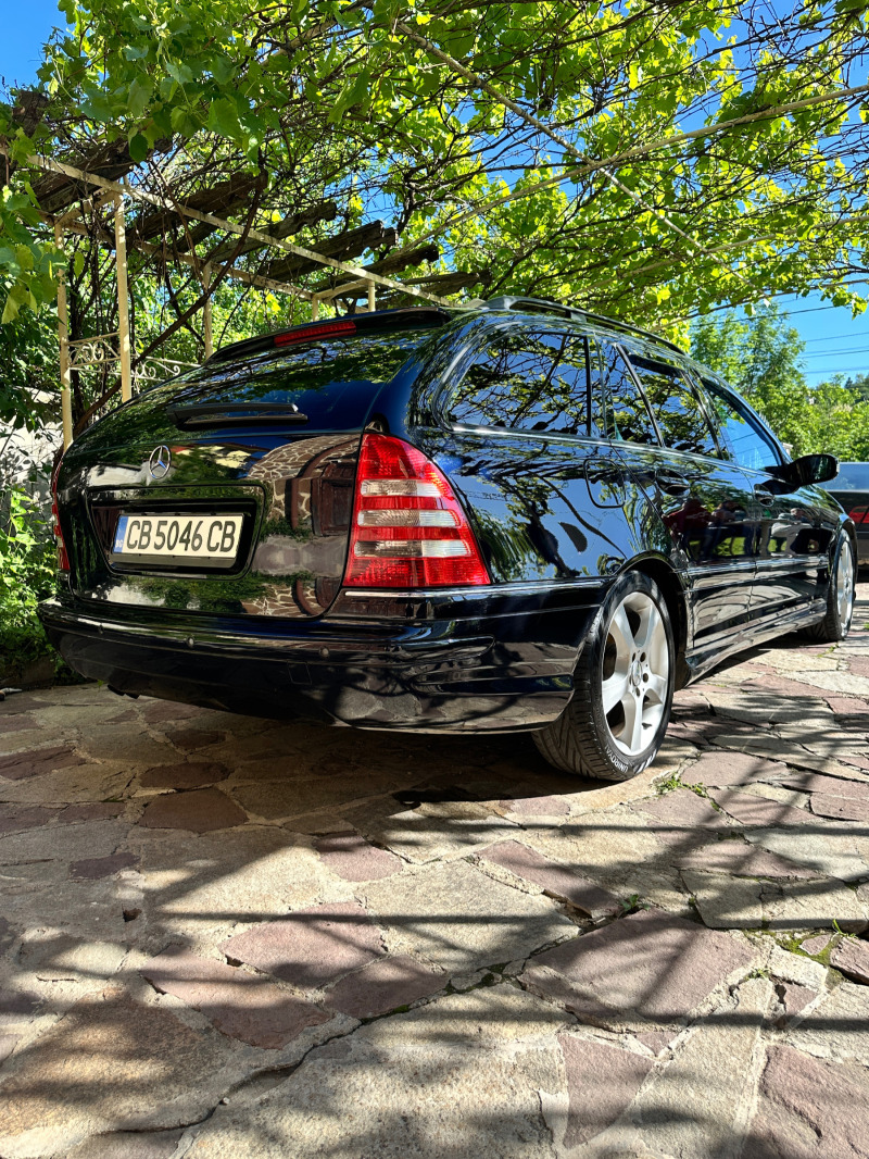 Mercedes-Benz C 320 Sport Edition, снимка 2 - Автомобили и джипове - 45685582