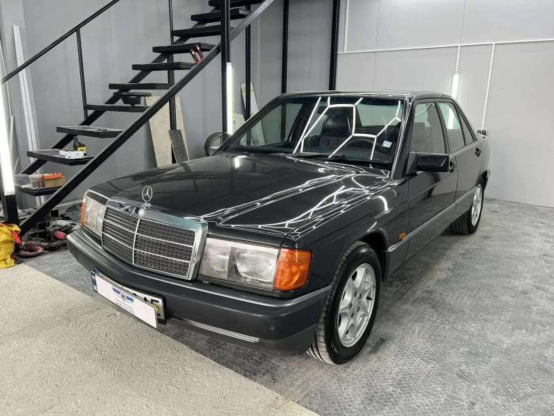 Mercedes-Benz 190 E, снимка 2 - Автомобили и джипове - 48227575